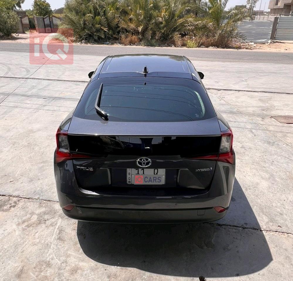 تۆیۆتا پریوس